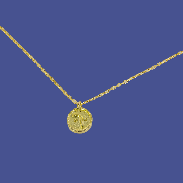 Collana e ciondolo in oro